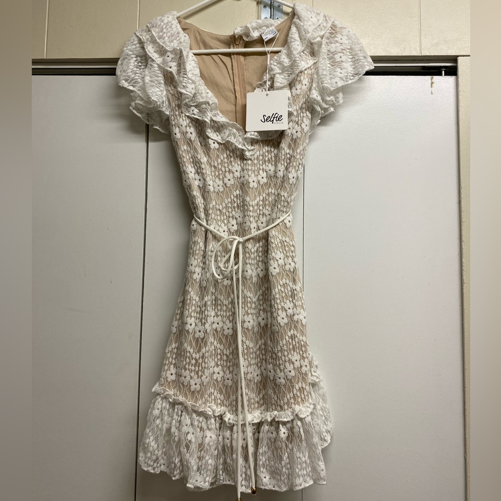 Selfie Leslie White Dress